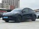 2026 Tesla Model Y BEV