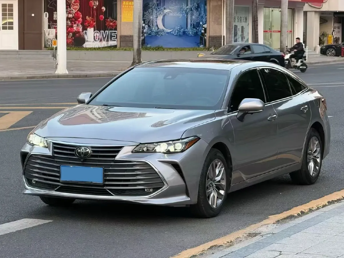 2019 Toyota Avalon 2.5L 209HP L4 8AT,autocango,china used car exporter,china ev exporter,chinese used car exporter,chinese used ev exporter