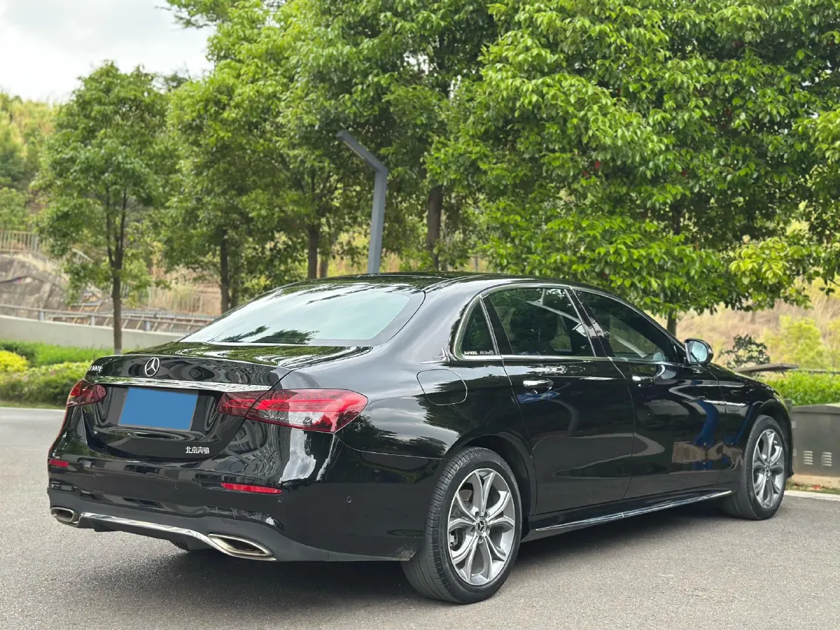 2021 Mercedes-Benz E Class 2.0T 258HP L4 9AT,autocango,china used car exporter,china ev exporter,chinese used car exporter,chinese used ev exporter