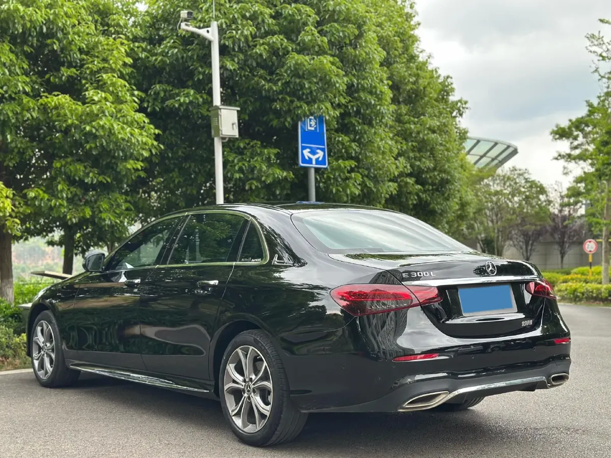 2021 Mercedes-Benz E Class 2.0T 258HP L4 9AT,autocango,china used car exporter,china ev exporter,chinese used car exporter,chinese used ev exporter