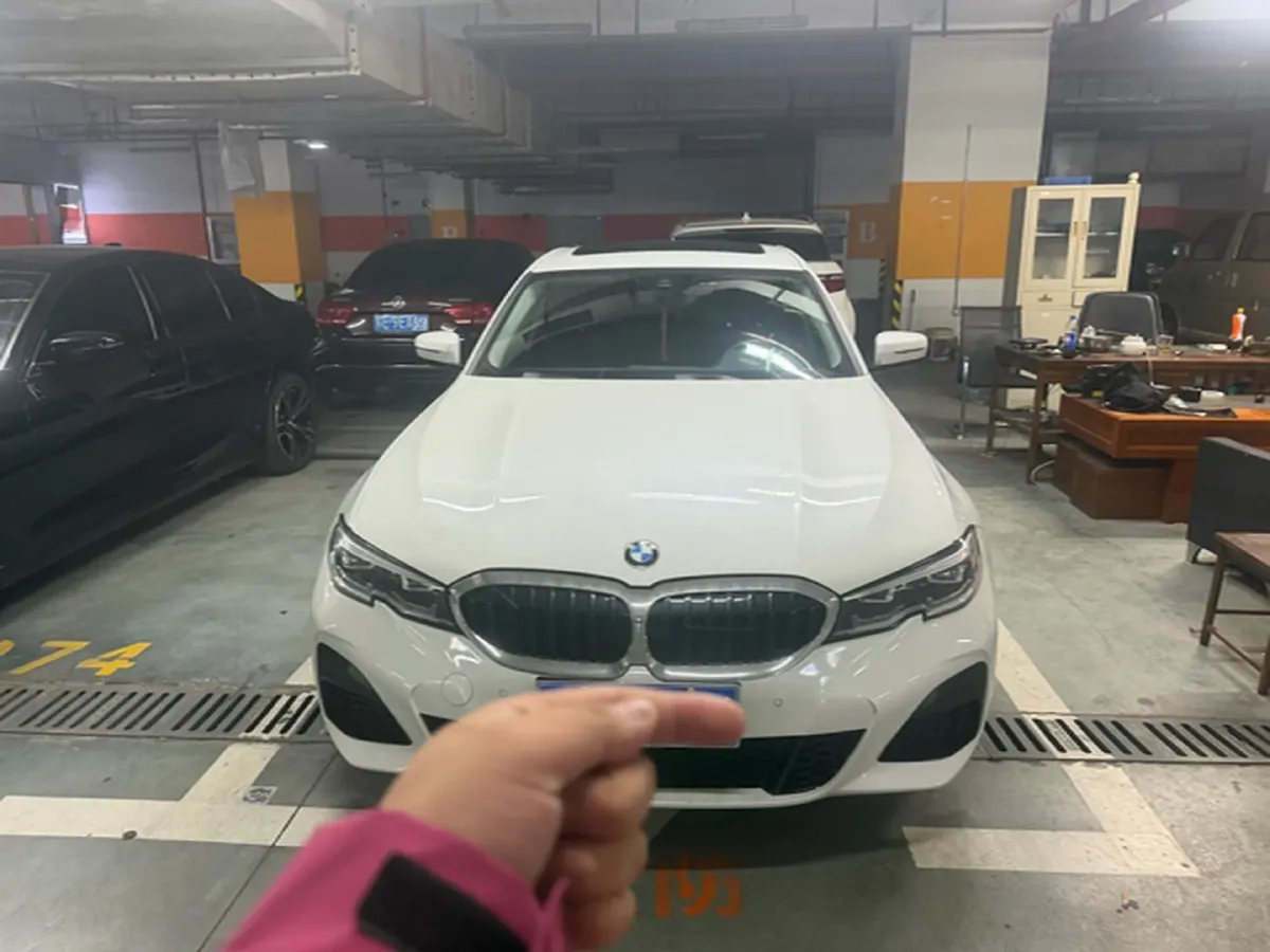2021 BMW 3 Series 2.0T 184HP L4 8AT,autocango,china used car exporter,china ev exporter,chinese used car exporter,chinese used ev exporter