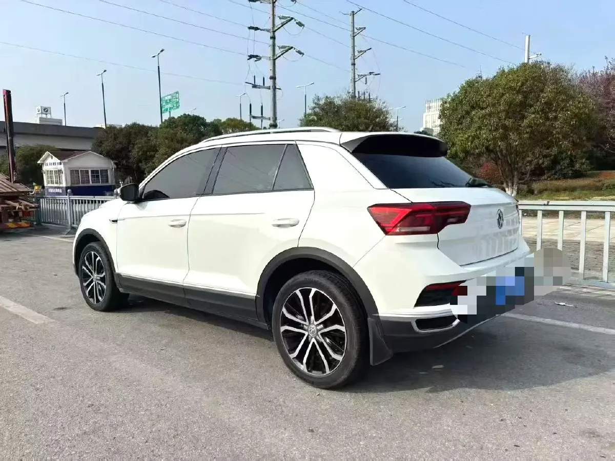 2019 Volkswagen T-Roc 1.4T 150HP L4 7DCT,autocango,china used car exporter,china ev exporter,chinese used car exporter,chinese used ev exporter