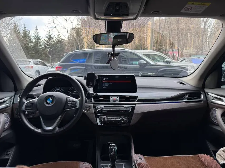 2021 BMW X1 1.5T 140HP L3 7DCT,autocango,china used car exporter,china ev exporter,chinese used car exporter,chinese used ev exporter