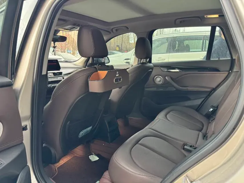 2021 BMW X1 1.5T 140HP L3 7DCT,autocango,china used car exporter,china ev exporter,chinese used car exporter,chinese used ev exporter