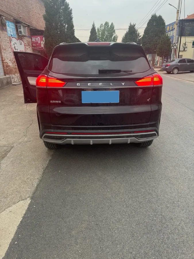 2022 Geely Azkarra 1.8T 184HP L4 7DCT,autocango,china used car exporter,china ev exporter,chinese used car exporter,chinese used ev exporter