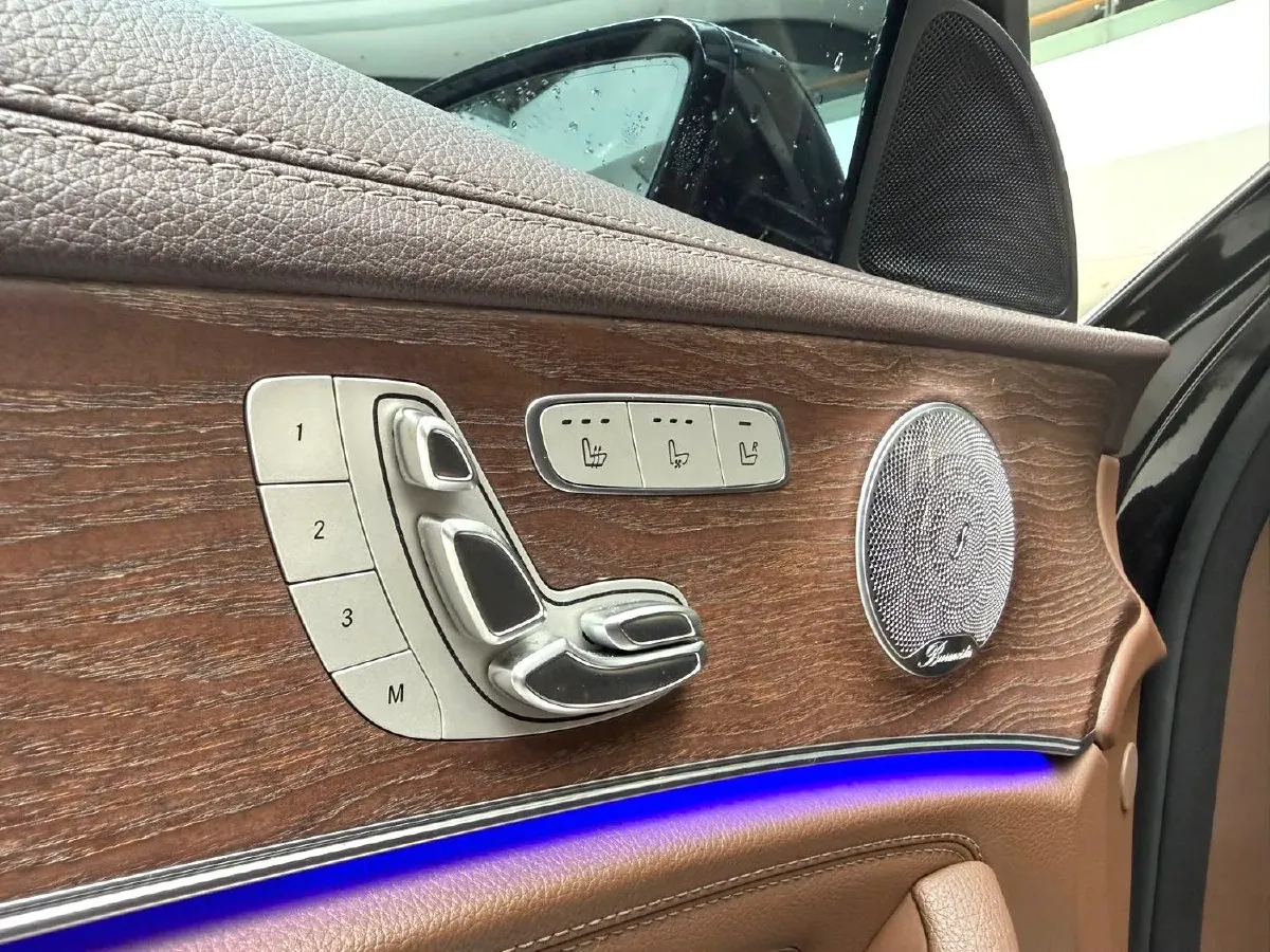 2020 Mercedes-Benz E Class 2.0T 258HP L4 9AT,autocango,china used car exporter,china ev exporter,chinese used car exporter,chinese used ev exporter