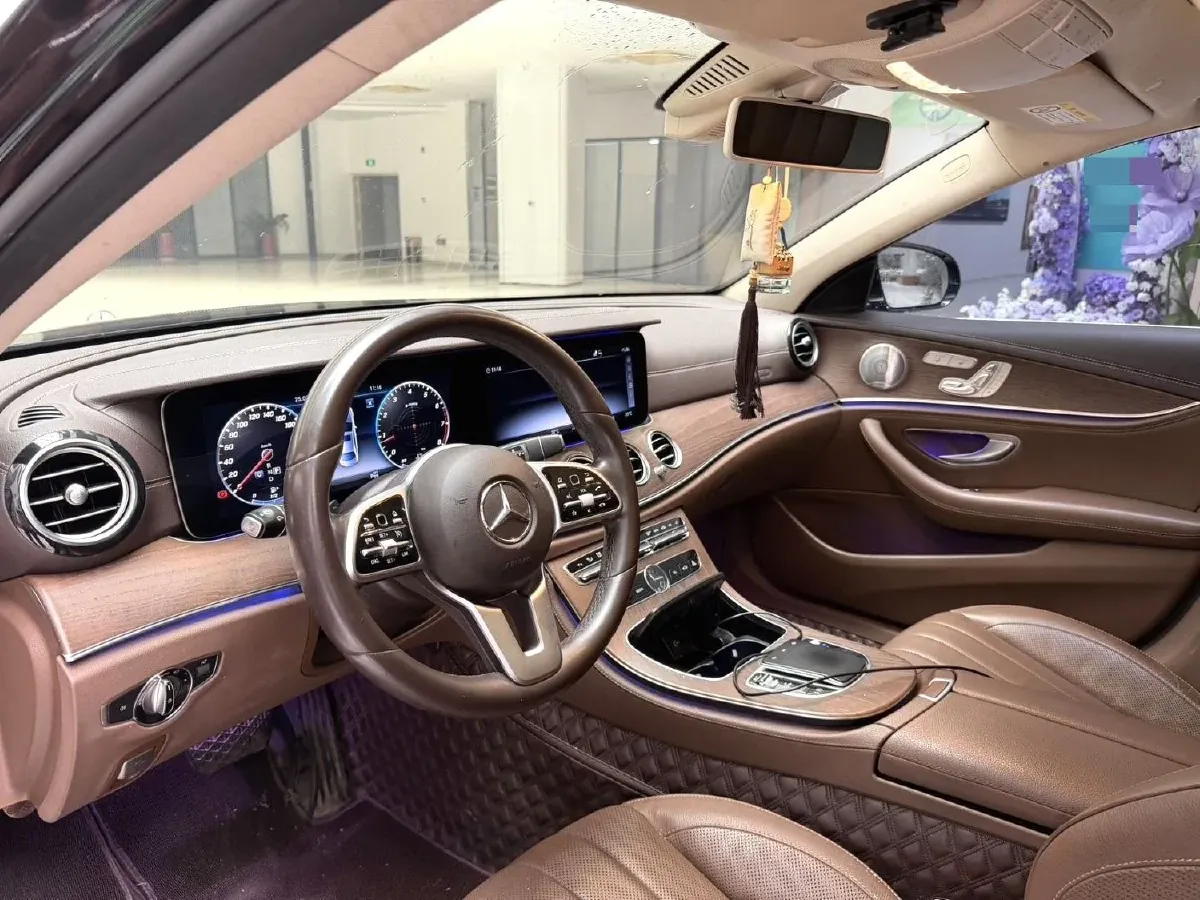 2020 Mercedes-Benz E Class 2.0T 258HP L4 9AT,autocango,china used car exporter,china ev exporter,chinese used car exporter,chinese used ev exporter