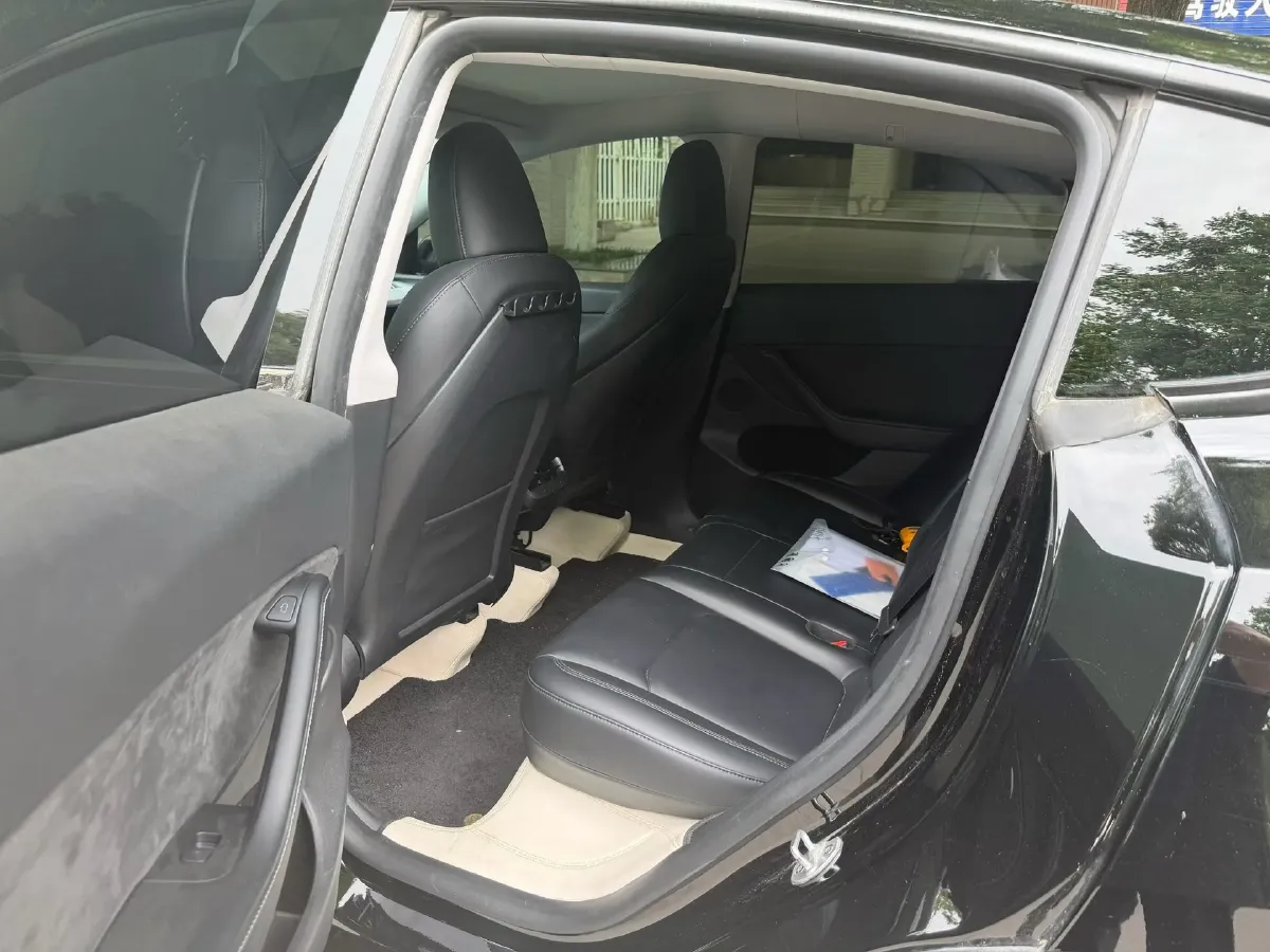 2023 Li L8 Range Extended 154HP REEV 40.9KWH,autocango,china used car exporter,china ev exporter,chinese used car exporter,chinese used ev exporter