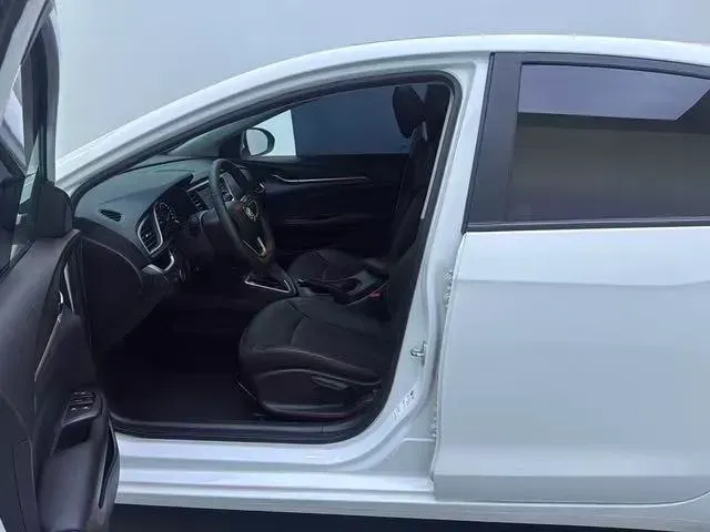 2021 Buick Excelle 1.5L 113HP L4 6AT,autocango,china used car exporter,china ev exporter,chinese used car exporter,chinese used ev exporter