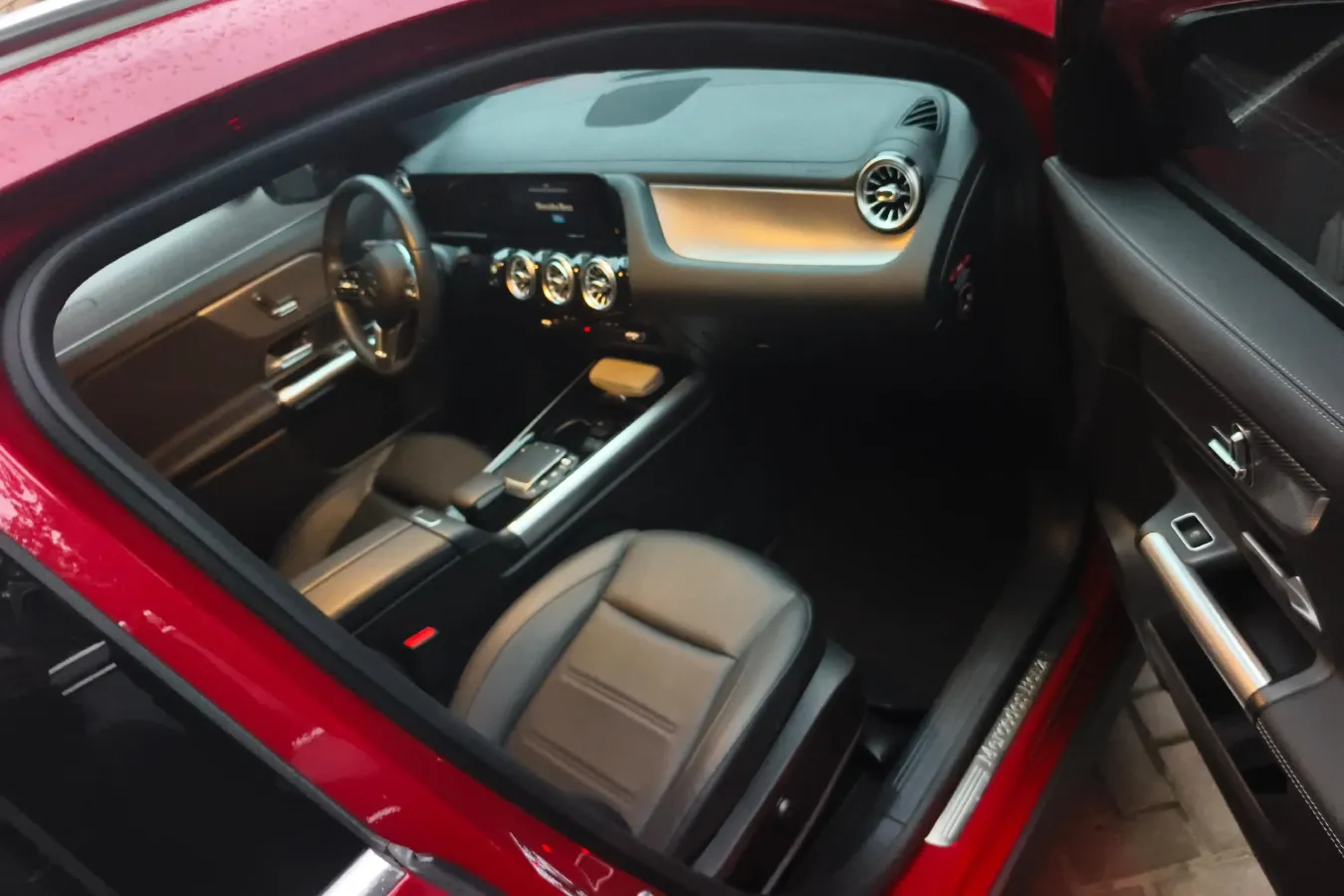 2022 Mercedes-Benz GLA Class 1.3T 163HP L4 7DCT,autocango,china used car exporter,china ev exporter,chinese used car exporter,chinese used ev exporter