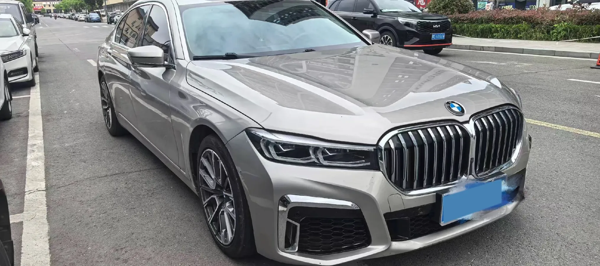 2019 BMW 7 Series 2.0T 265HP L4 8AT,autocango,china used car exporter,china ev exporter,chinese used car exporter,chinese used ev exporter