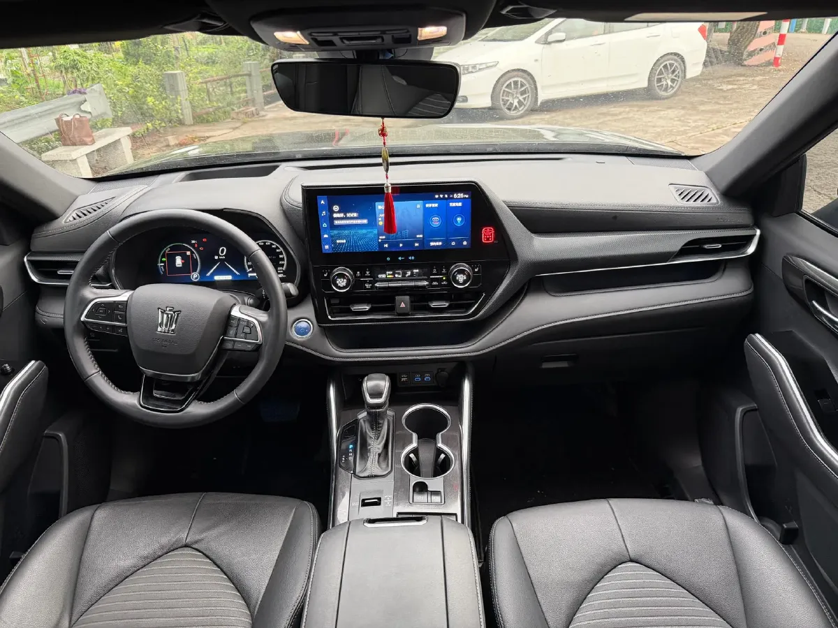 2021 Toyota Crown Kluger 2.5L 192HP L4 E-CVT Hybrid,autocango,china used car exporter,china ev exporter,chinese used car exporter,chinese used ev exporter