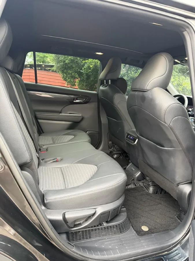 2021 Toyota Crown Kluger 2.5L 192HP L4 E-CVT Hybrid,autocango,china used car exporter,china ev exporter,chinese used car exporter,chinese used ev exporter