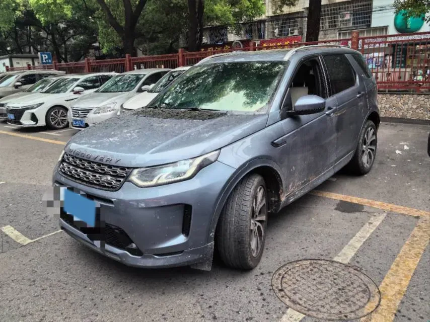 2020 Land Rover Discovery Sport 2.0T 249HP L4 9AT,autocango,china used car exporter,china ev exporter,chinese used car exporter,chinese used ev exporter