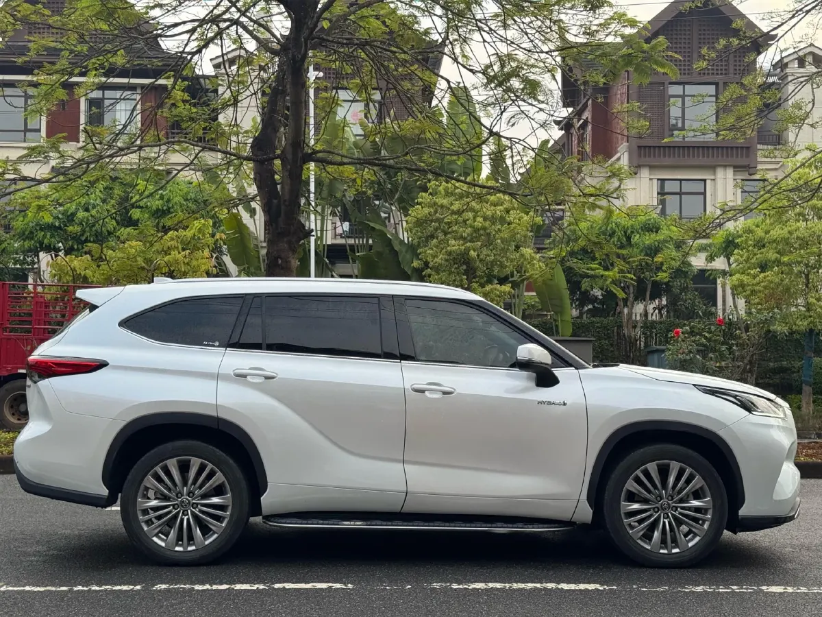 2023 Toyota Highlander 2.5L 189HP L4 E-CVT Hybrid,autocango,china used car exporter,china ev exporter,chinese used car exporter,chinese used ev exporter