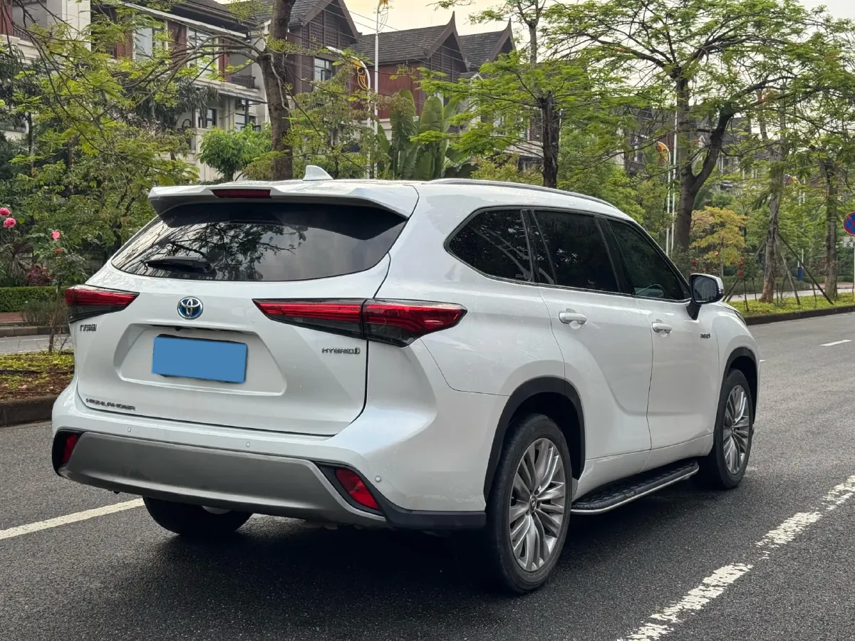 2023 Toyota Highlander 2.5L 189HP L4 E-CVT Hybrid,autocango,china used car exporter,china ev exporter,chinese used car exporter,chinese used ev exporter