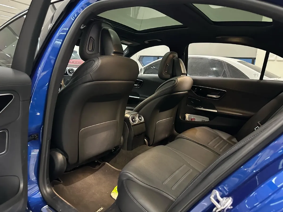 2023 Mercedes-Benz C Class 1.5T 204HP L4 9AT,autocango,china used car exporter,china ev exporter,chinese used car exporter,chinese used ev exporter