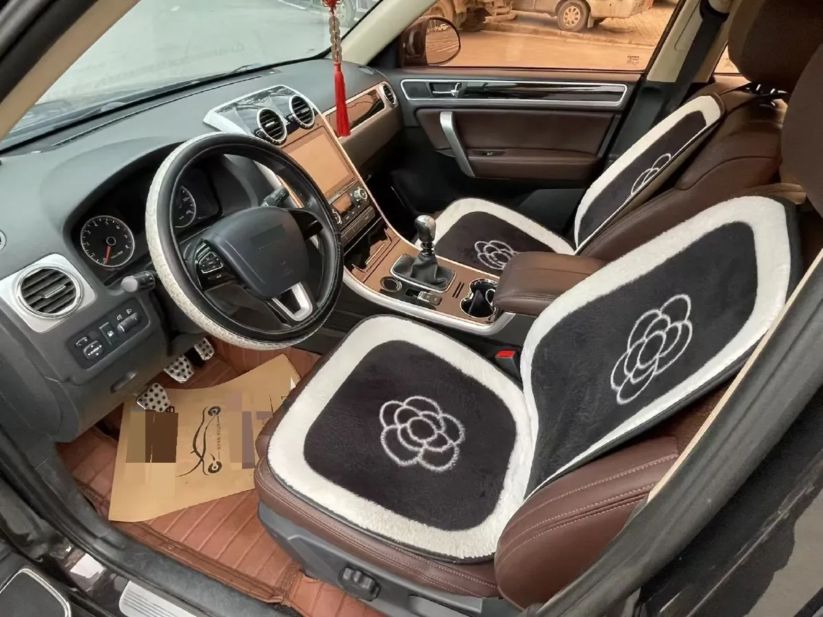 2017 Yema T70 1.5T 156HP L4 5MT,autocango,china used car exporter,china ev exporter,chinese used car exporter,chinese used ev exporter