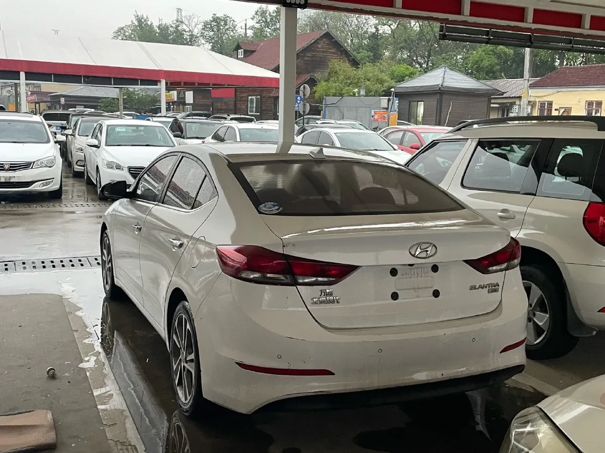 2016 Hyundai Elantra 1.6L 130HP L4 6AT,autocango,china used car exporter,china ev exporter,chinese used car exporter,chinese used ev exporter