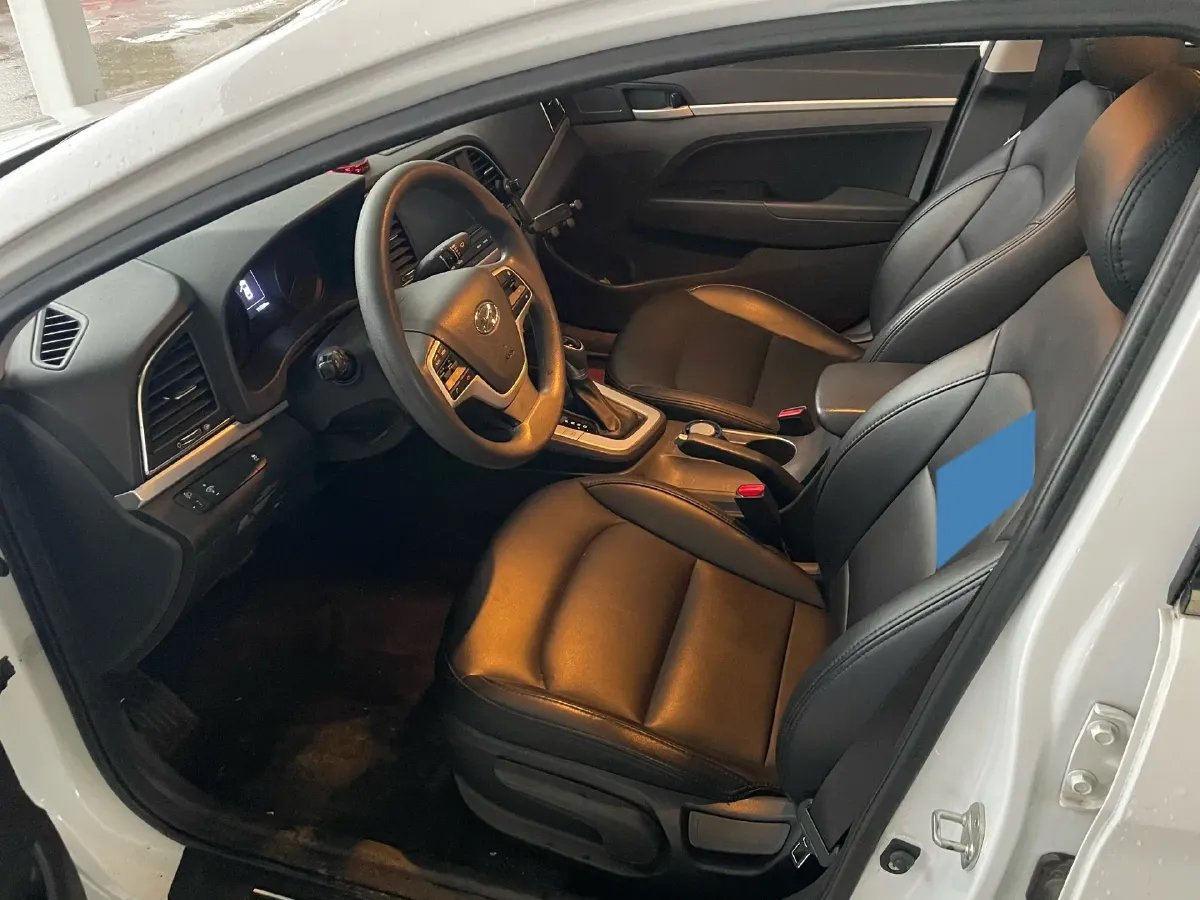 2016 Hyundai Elantra 1.6L 130HP L4 6AT,autocango,china used car exporter,china ev exporter,chinese used car exporter,chinese used ev exporter