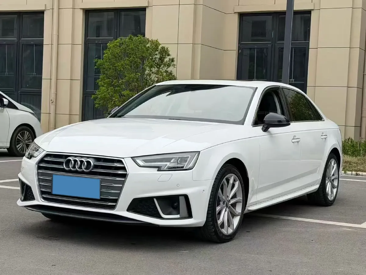 2019 Audi A4L 2.0T 190HP L4 7DCT,autocango,china used car exporter,china ev exporter,chinese used car exporter,chinese used ev exporter