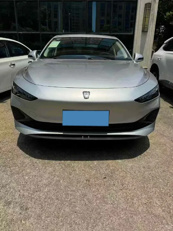 2023 Roewe D7 1.5L 112HP L4 1DHT PHEV 21.4KWH,autocango,china used car exporter,china ev exporter,chinese used car exporter,chinese used ev exporter