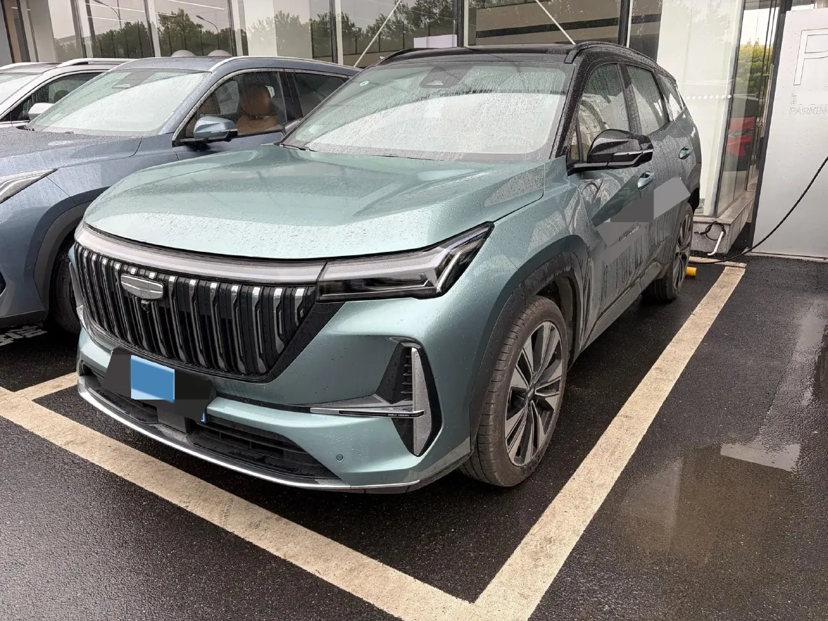 2025 Geely StarRay 1.5T 181HP L4 7DCT,autocango,china used car exporter,china ev exporter,chinese used car exporter,chinese used ev exporter