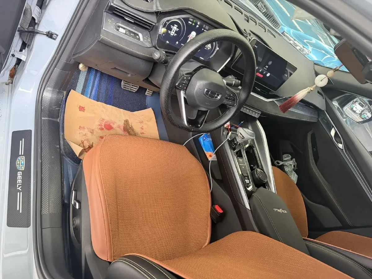 2021 Geely Preface 2.0T 190HP L4 7DCT,autocango,china used car exporter,china ev exporter,chinese used car exporter,chinese used ev exporter