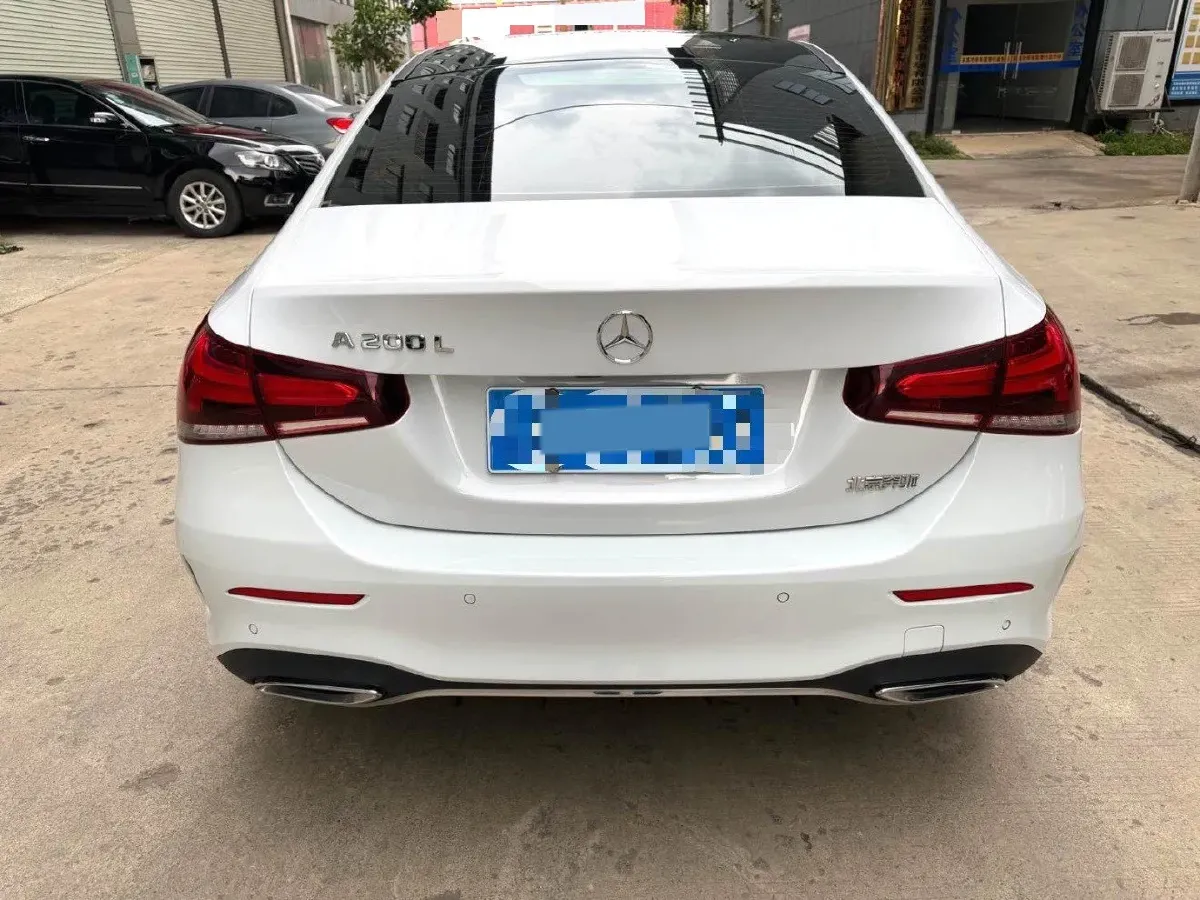 2020 Mercedes-Benz A Class 1.3T 163HP L4 7DCT,autocango,china used car exporter,china ev exporter,chinese used car exporter,chinese used ev exporter
