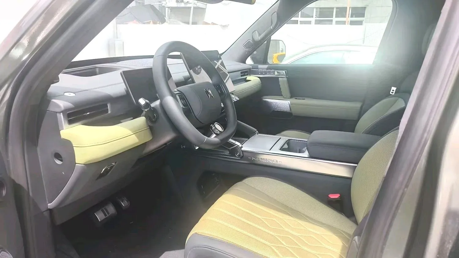 2025 BMW 3 Series 2.0T 245HP L4 8AT,autocango,china used car exporter,china ev exporter,chinese used car exporter,chinese used ev exporter