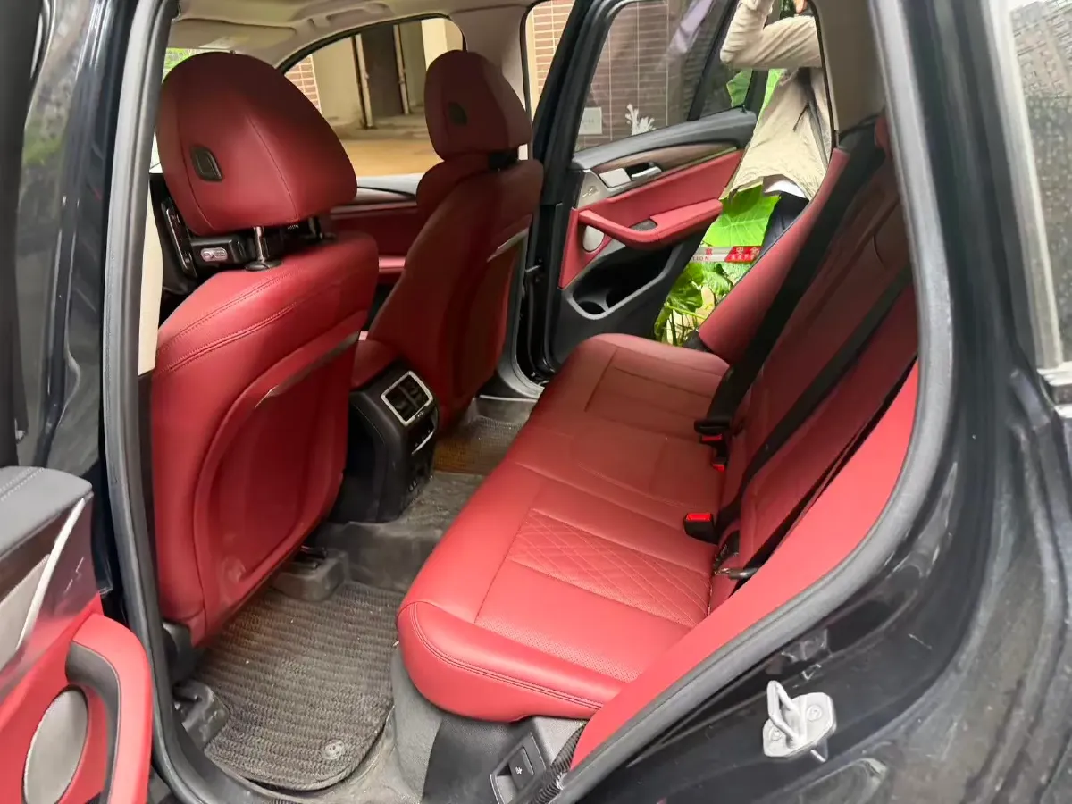 2023 BMW X3 2.0T 245HP L4 8AT,autocango,china used car exporter,china ev exporter,chinese used car exporter,chinese used ev exporter