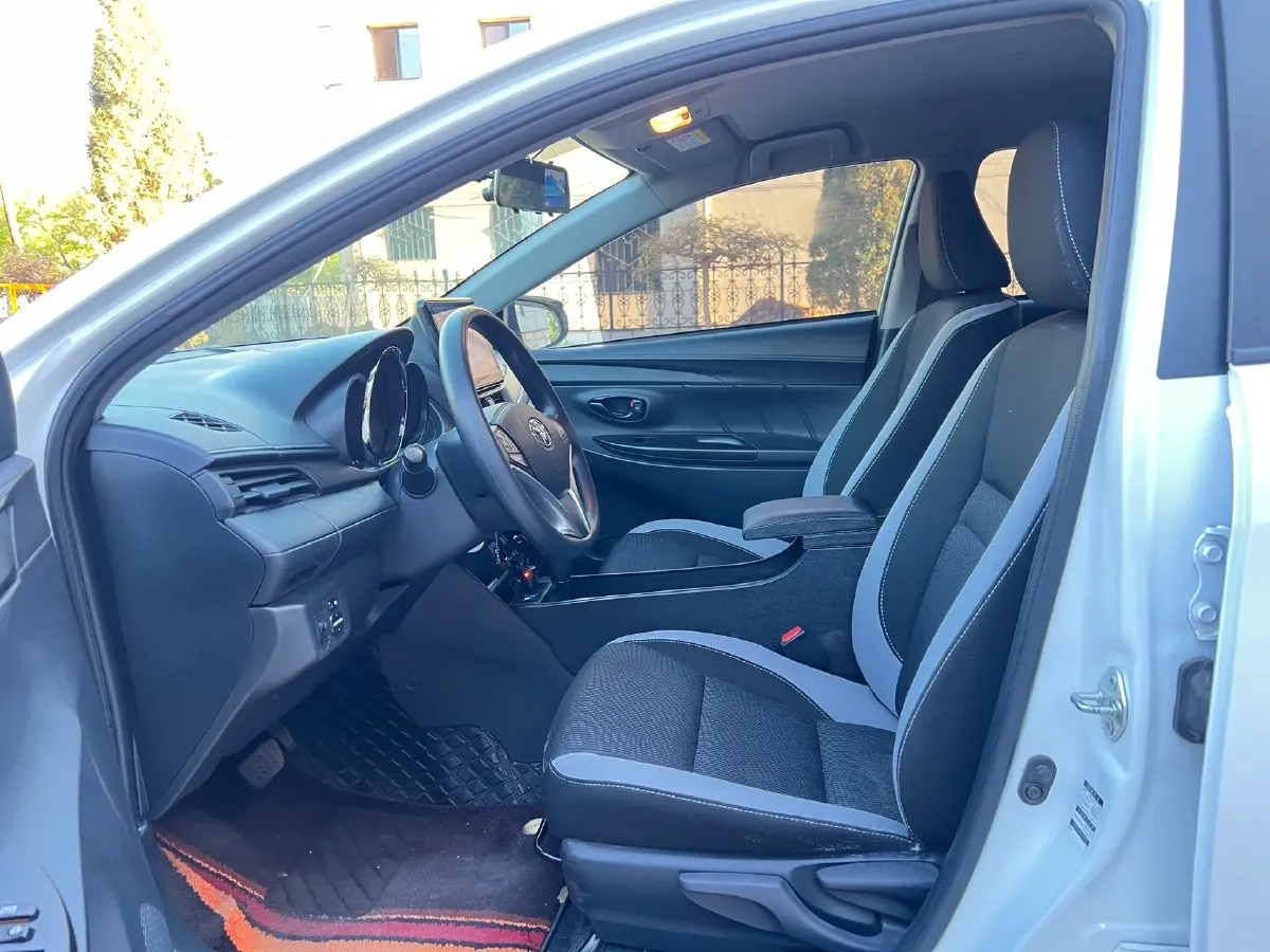 2022 Toyota Yaris L 1.5L 112HP L4 CVT,autocango,china used car exporter,china ev exporter,chinese used car exporter,chinese used ev exporter