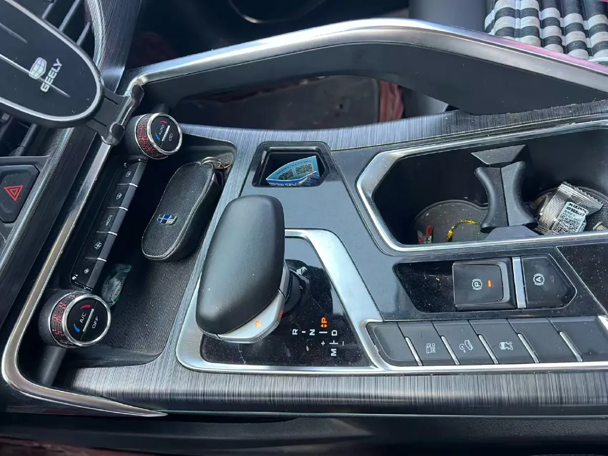 2019 Geely Tugella 2.0T 238HP L4 8AT,autocango,china used car exporter,china ev exporter,chinese used car exporter,chinese used ev exporter