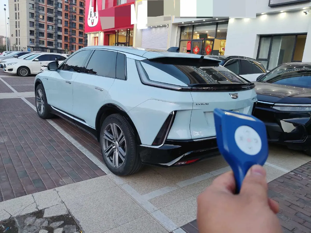 2022 Cadillac CT6 2.0T 237HP L4 10AT,autocango,china used car exporter,china ev exporter,chinese used car exporter,chinese used ev exporter