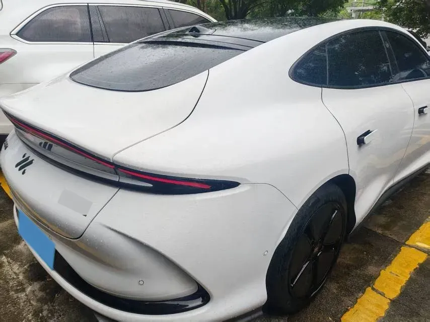 2024 IM L6 BEV 75KWH,autocango,china used car exporter,china ev exporter,chinese used car exporter,chinese used ev exporter