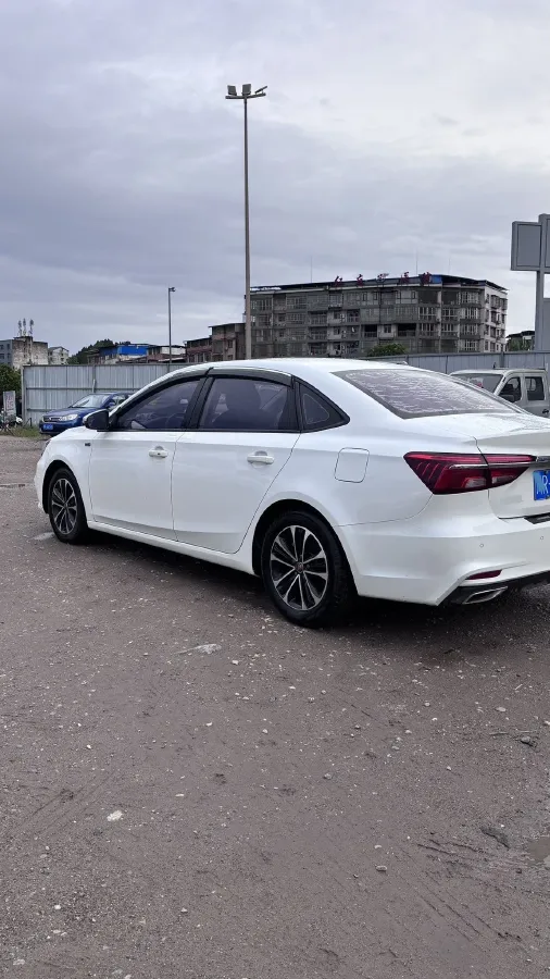 2019 Roewe i6 1.6L 125HP L4 CVT,autocango,china used car exporter,china ev exporter,chinese used car exporter,chinese used ev exporter