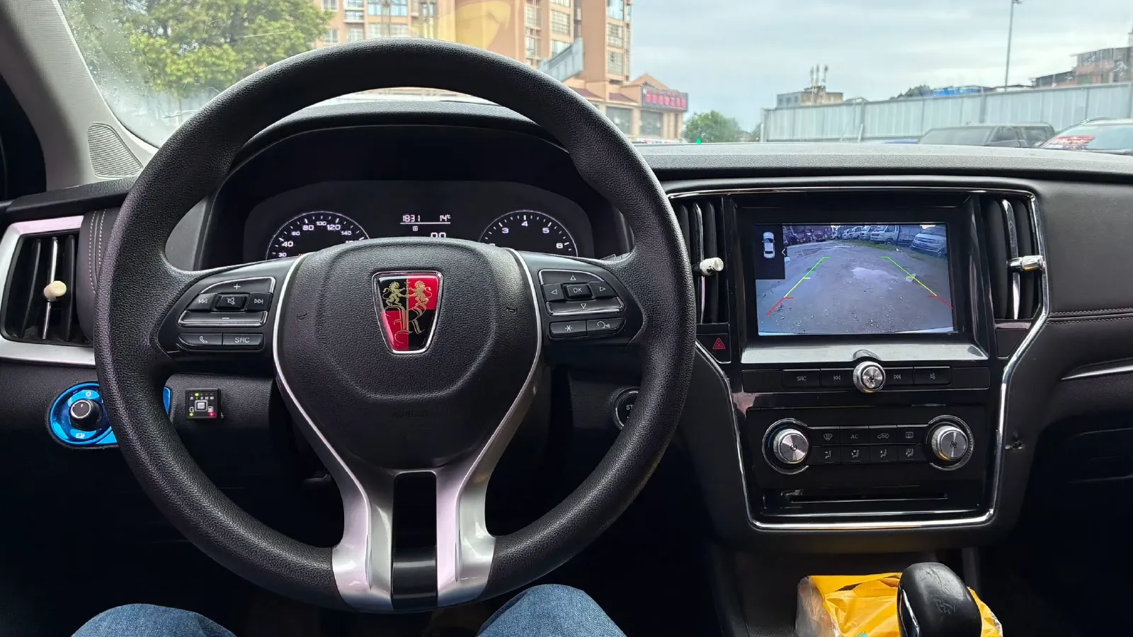 2019 Roewe i6 1.6L 125HP L4 CVT,autocango,china used car exporter,china ev exporter,chinese used car exporter,chinese used ev exporter