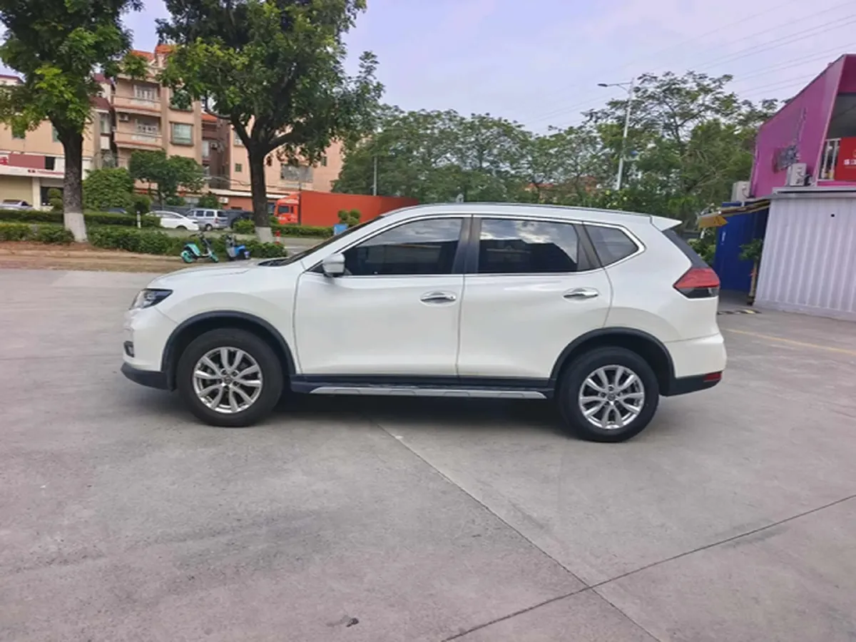 2020 Nissan X-Trail 2.0L 154HP L4 CVT,autocango,china used car exporter,china ev exporter,chinese used car exporter,chinese used ev exporter