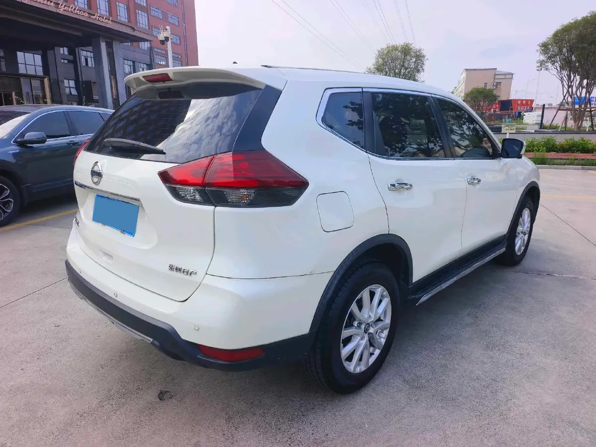 2020 Nissan X-Trail 2.0L 154HP L4 CVT,autocango,china used car exporter,china ev exporter,chinese used car exporter,chinese used ev exporter