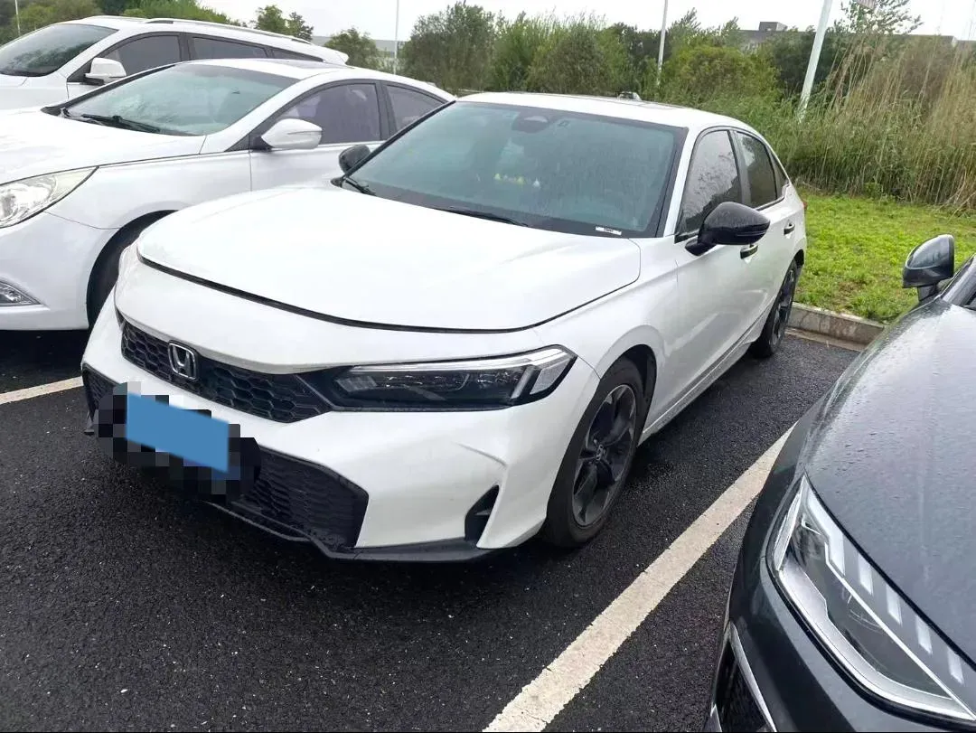 2025 Honda Civic 1.5T 182HP L4 CVT,autocango,china used car exporter,china ev exporter,chinese used car exporter,chinese used ev exporter