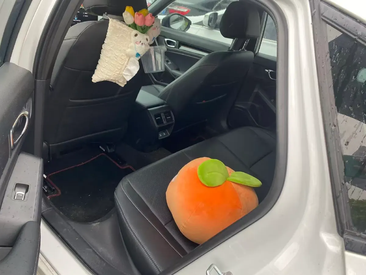 2025 Honda Civic 1.5T 182HP L4 CVT,autocango,china used car exporter,china ev exporter,chinese used car exporter,chinese used ev exporter