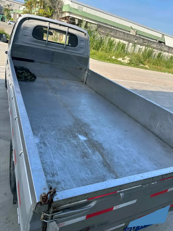 2023 WuLing RongGuang New Truck 1.5L 102HP L4 5MT,autocango,china used car exporter,china ev exporter,chinese used car exporter,chinese used ev exporter