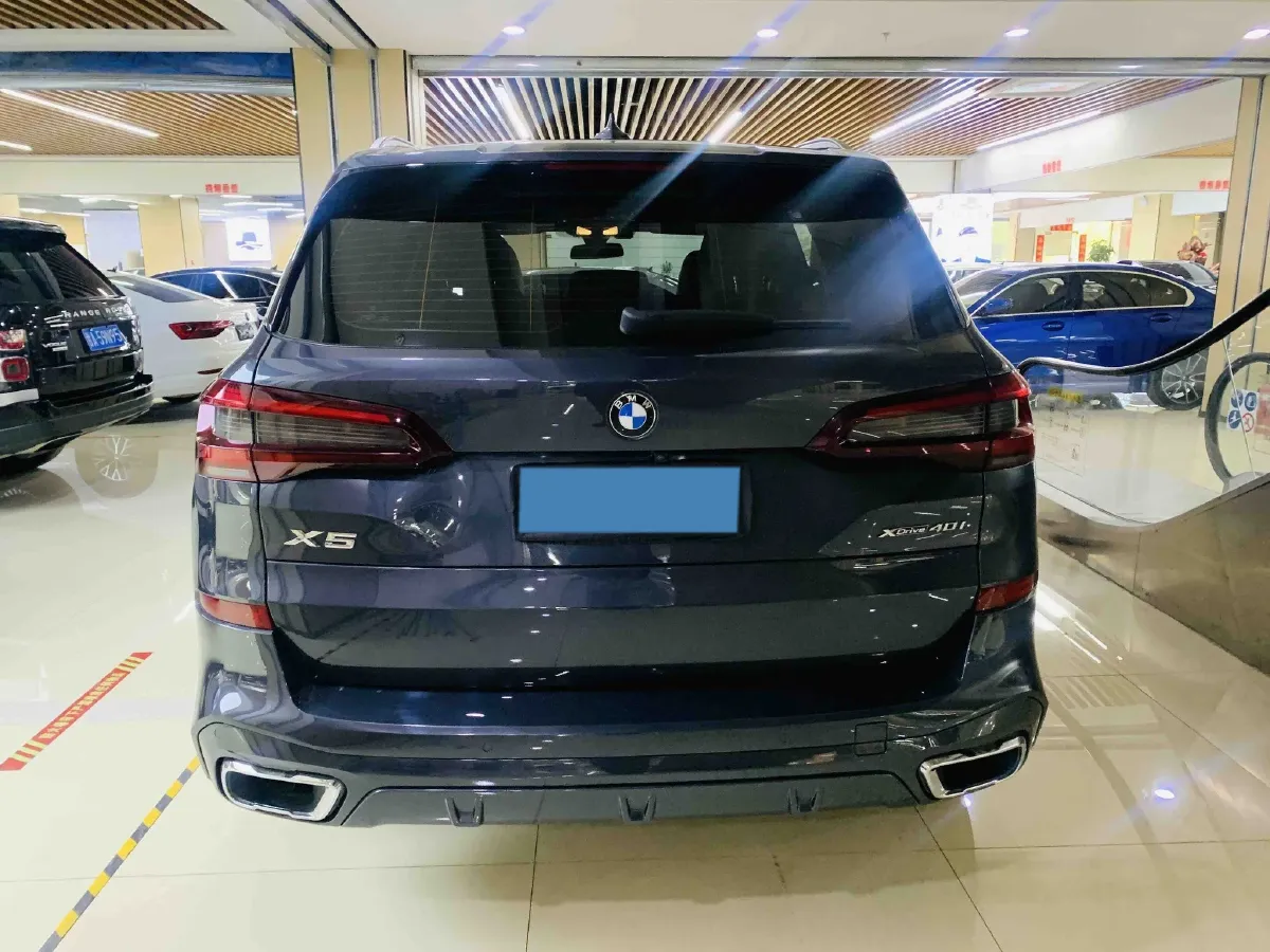 2020 BMW X5 3.0T 340HP L6 8AT,autocango,china used car exporter,china ev exporter,chinese used car exporter,chinese used ev exporter