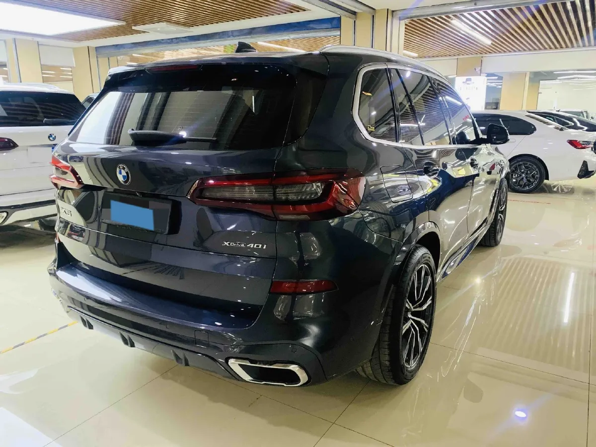 2020 BMW X5 3.0T 340HP L6 8AT,autocango,china used car exporter,china ev exporter,chinese used car exporter,chinese used ev exporter