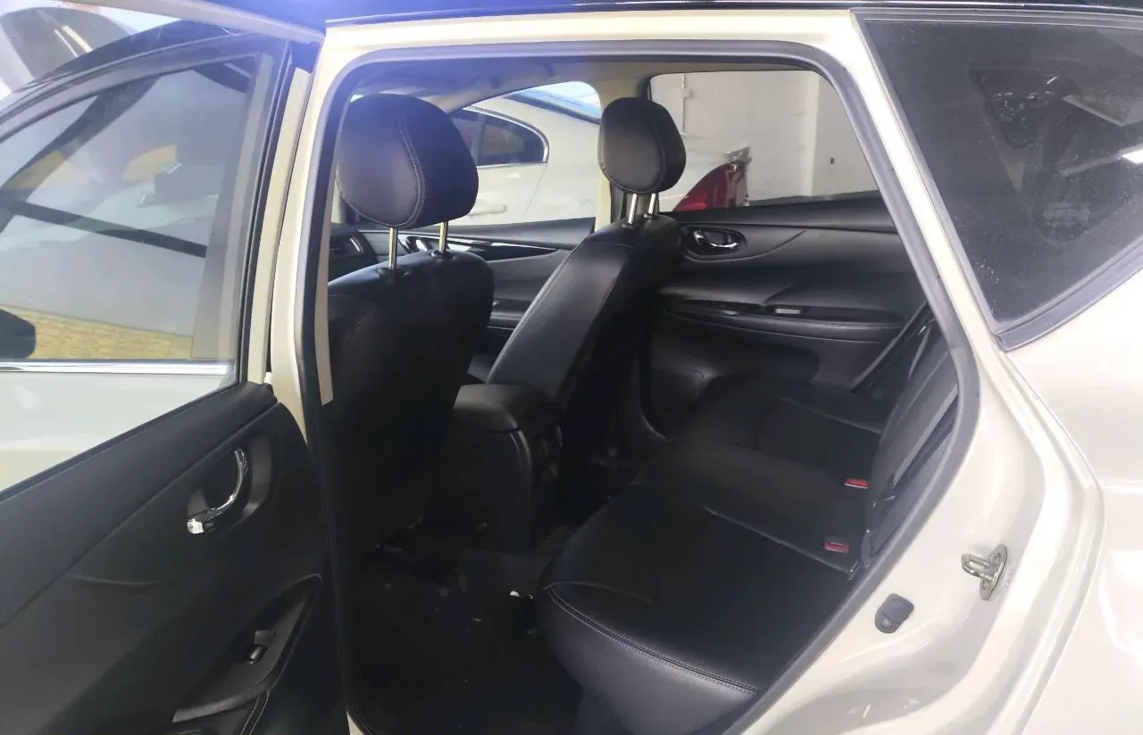 2021 Nissan Tiida 1.6L 122HP L4 CVT,autocango,china used car exporter,china ev exporter,chinese used car exporter,chinese used ev exporter