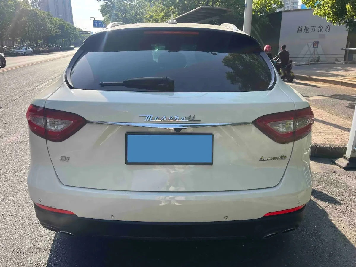 2018 Maserati Levante 3.0T 350HP V6 8AT,autocango,china used car exporter,china ev exporter,chinese used car exporter,chinese used ev exporter