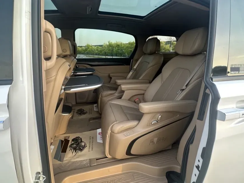 2021 Buick GL8 2.0T 237HP L4 9AT,autocango,china used car exporter,china ev exporter,chinese used car exporter,chinese used ev exporter