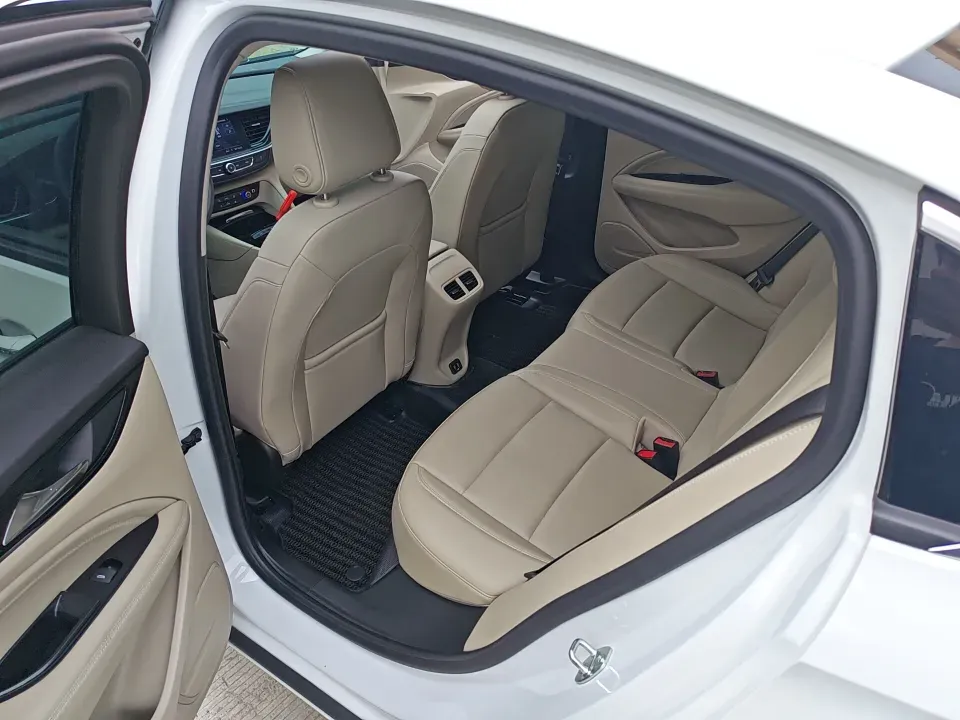 2021 Buick Regal 2.0T 237HP L4 9AT,autocango,china used car exporter,china ev exporter,chinese used car exporter,chinese used ev exporter