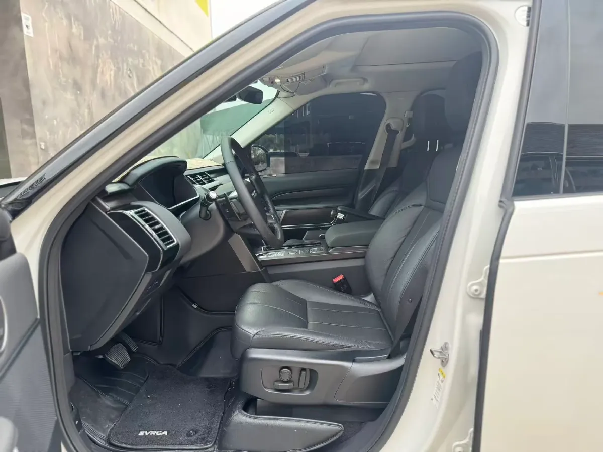 2020 Land Rover Discovery 3.0T 340HP V6 8AT,autocango,china used car exporter,china ev exporter,chinese used car exporter,chinese used ev exporter