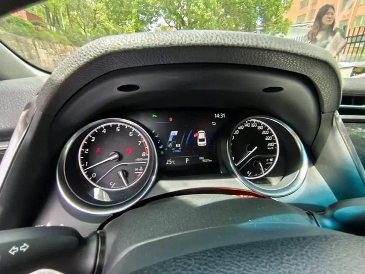 2019 Toyota Camry 2.5L 209HP L4 8AT,autocango,china used car exporter,china ev exporter,chinese used car exporter,chinese used ev exporter